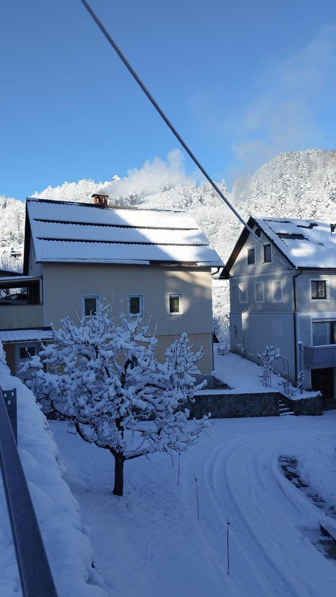 Apartma B & O Idrija Buitenkant foto