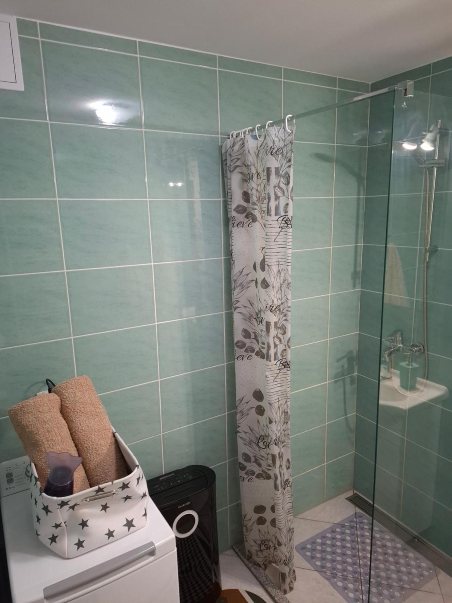 Apartma B & O Idrija Buitenkant foto